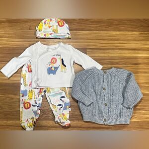 Boys Bundle of 4 infant Clothes size 3-6 Months
